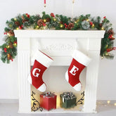 2.7m LED Christmas Garland with Pinecones - Festive Staircase & Fireplace Decor - candletown.net