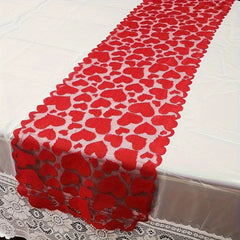 Heart-Shaped Red Lace Table Runner - candletown.net