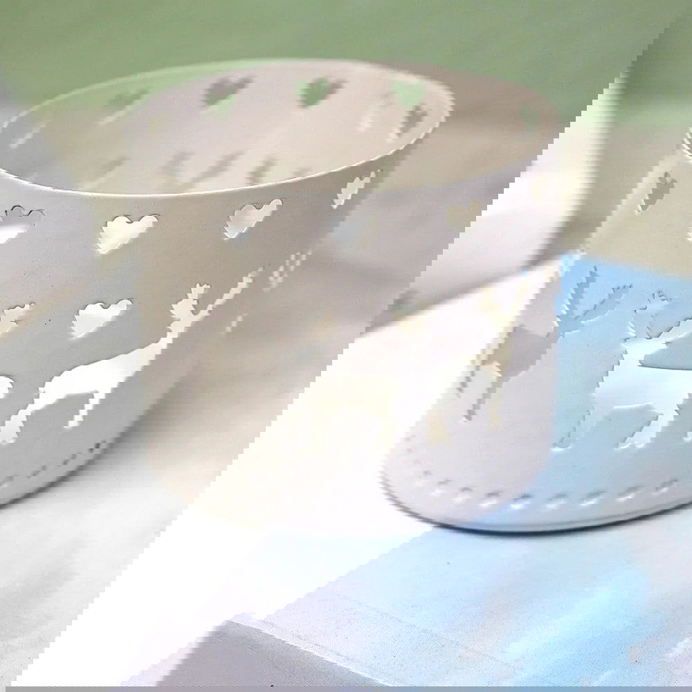 Christmas Hollow Candle Holder - Festive Candleholder for Home & Party Decor - candletown.net