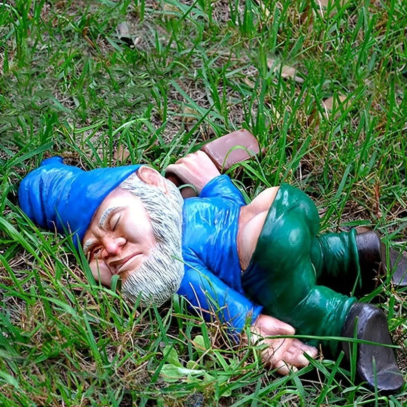 Drunken Garden Gnome Statue - candletown.net