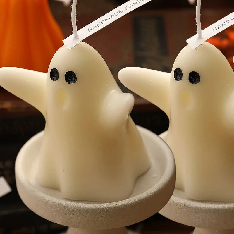 Handcrafted Halloween Ghost Scented Candle - Lavender Aroma Festive Decor - candletown.net