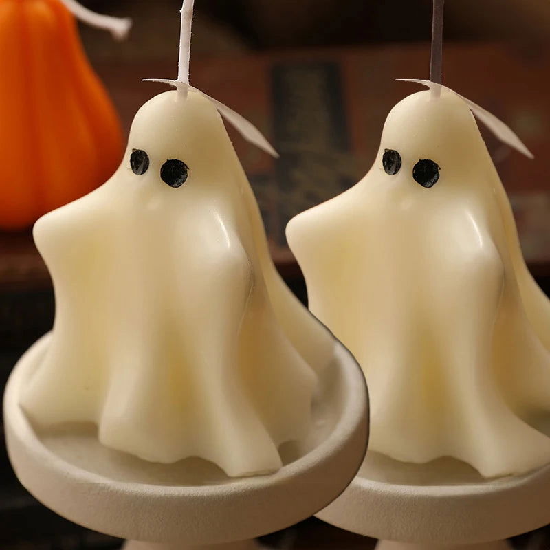 Handcrafted Halloween Ghost Scented Candle - Lavender Aroma Festive Decor - candletown.net