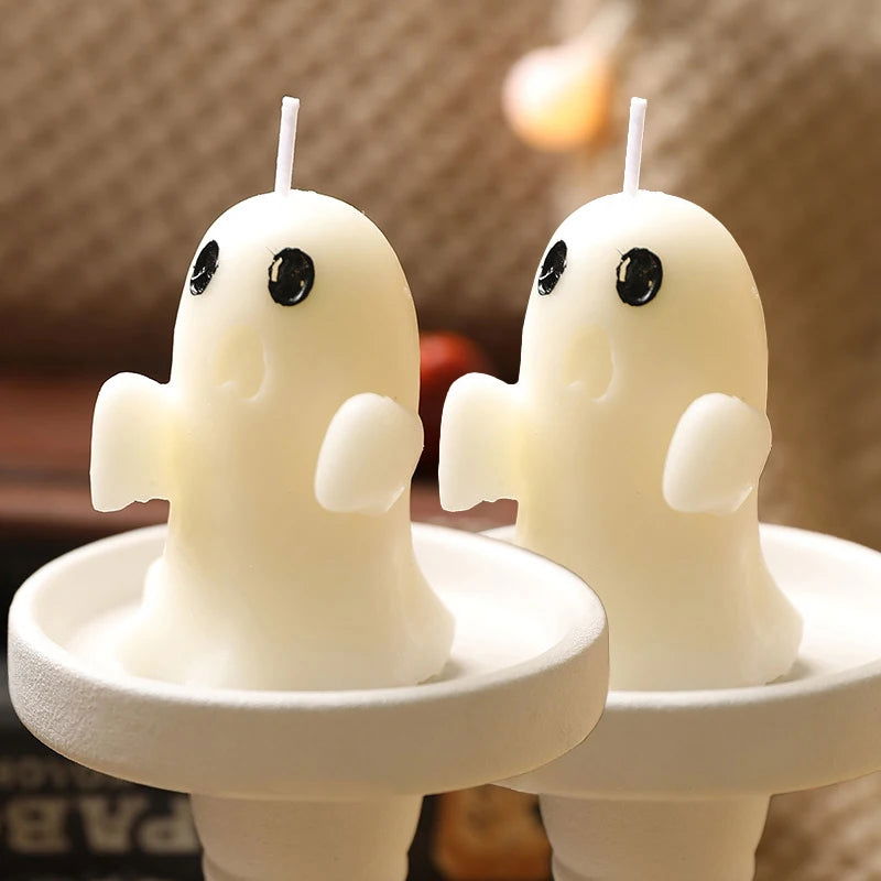 Handcrafted Halloween Ghost Scented Candle - Lavender Aroma Festive Decor - candletown.net
