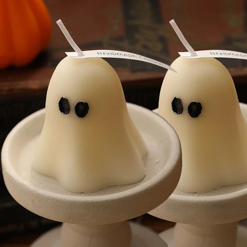 Handcrafted Halloween Ghost Scented Candle - Lavender Aroma Festive Decor - candletown.net