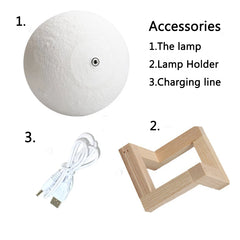White lamp, wooden holder, and charging cable on a white background with text labels.