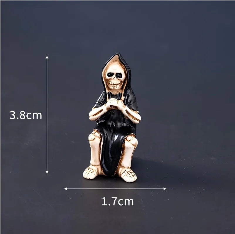 Mini Halloween Figurines – Resin Ghosts, Skulls & Tombstones for Spooky Decor - candletown.net